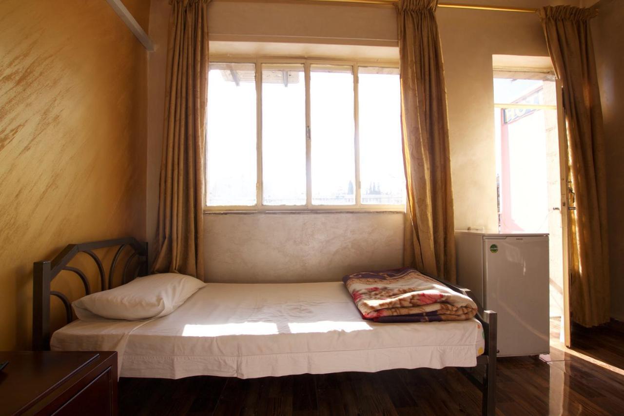 Erasmus Student House By Sunrise Hostel Amman Exterior foto